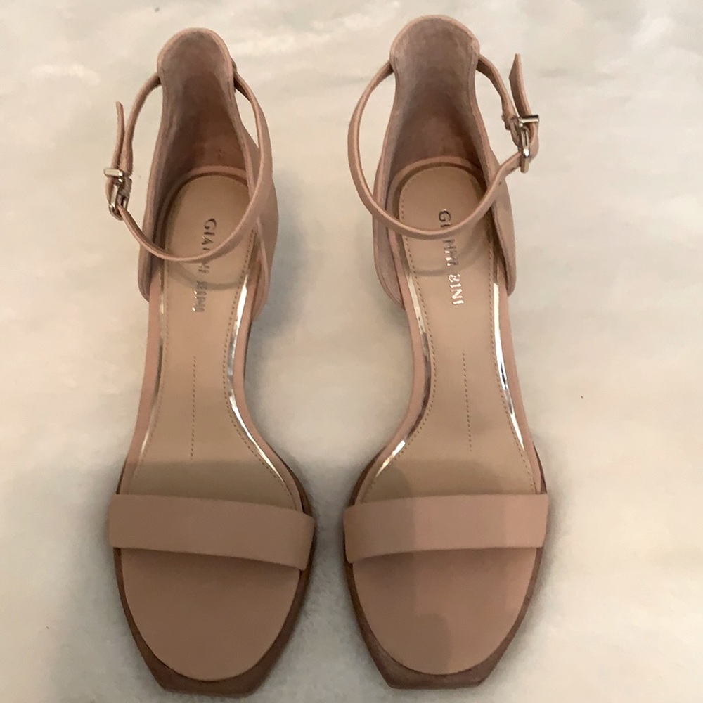 Brand New shoes did not wear
